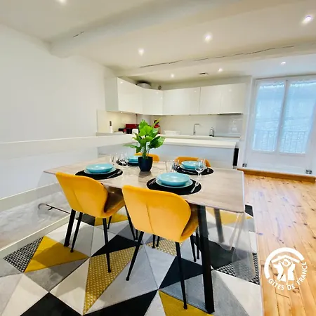 Loft Cocon Climatise - Imprenable Vue Sur Le Chateau Comtal Διαμέρισμα