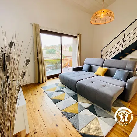 Loft Cocon Climatise - Imprenable Vue Sur Le Chateau Comtal アパート *